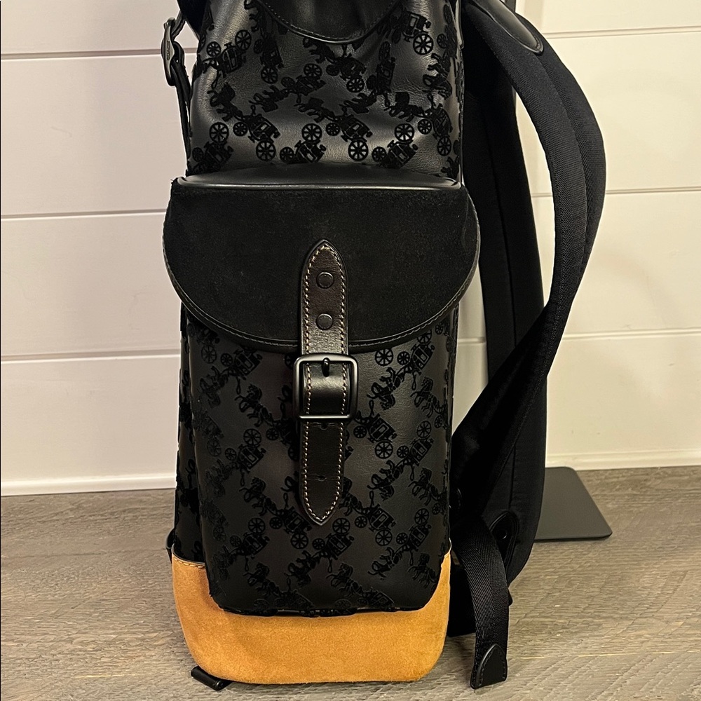 Coach Hitch Backpack – Style C6609 (H2161-C6609) - Rare & Discontinued - Picture 9 of 14